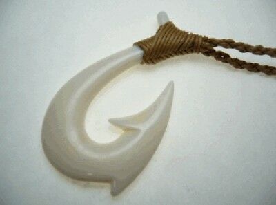 Hawaiian Hawaii Jewelry Fish Hook Bone Carved Pendant Necklace/choker # 35103-1